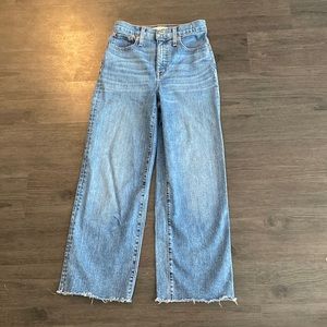 High waisted wide leg jeans - size 24